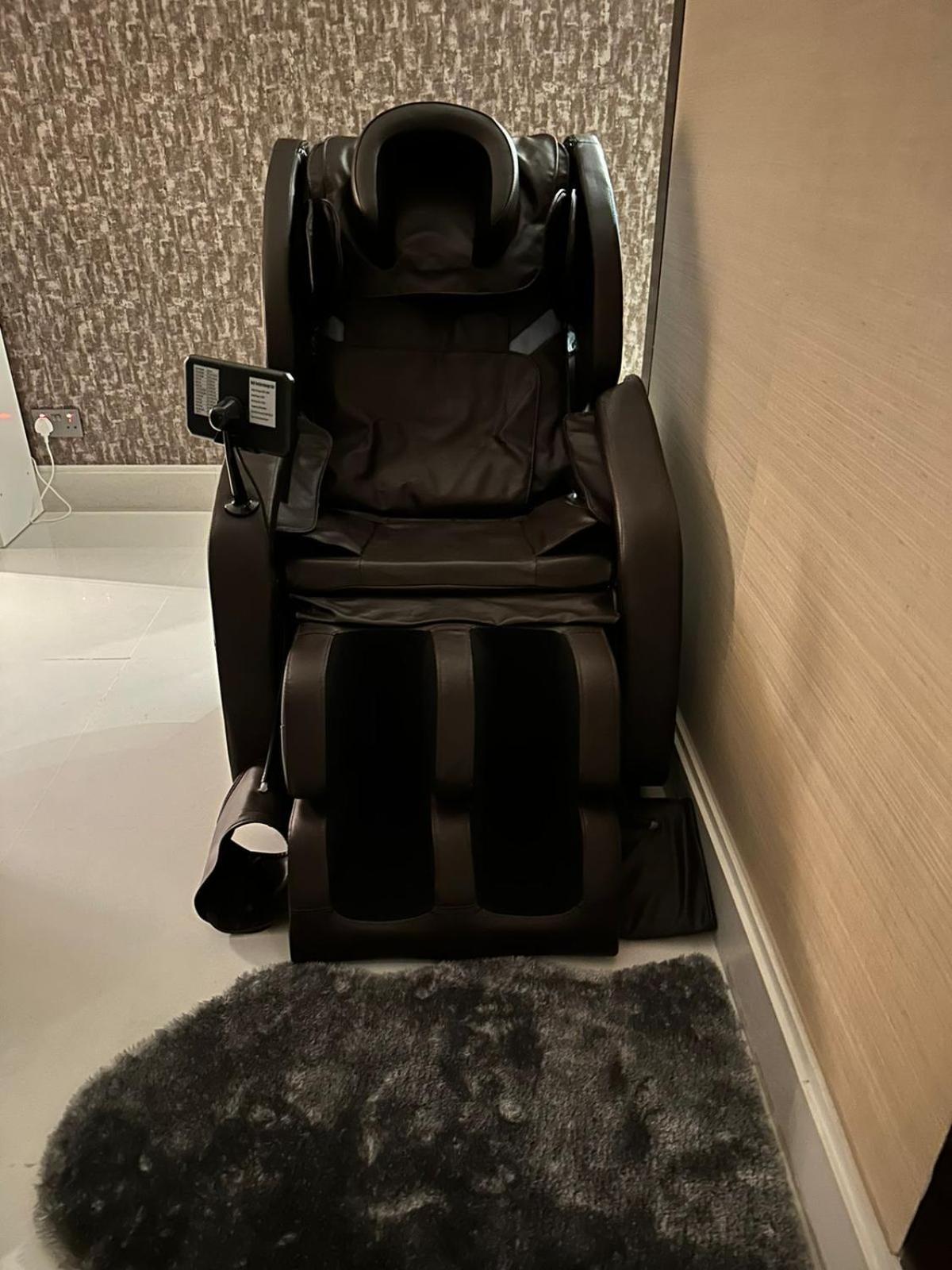 جناج ملكي 150م داماك Luxury