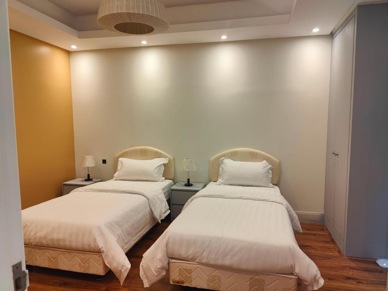 جناج ملكي 150م داماك Luxury Jeddah
